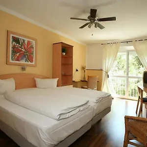 Apartahotel Runa's